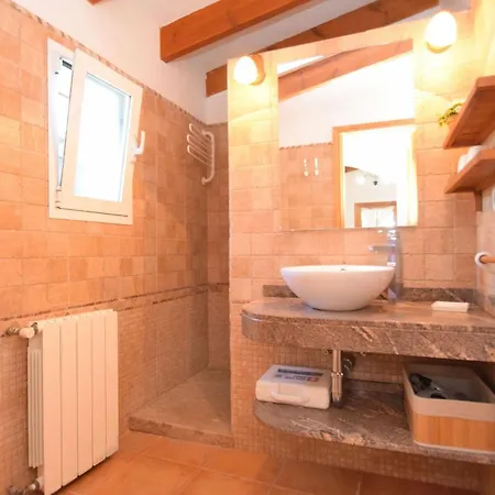 Дом отдыха 057 Mercedes Etv120 By Mallorca Charme Польенса