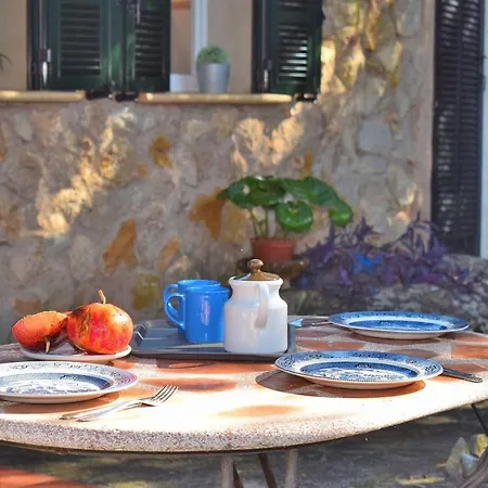 057 Mercedes Etv120 By Mallorca Charme Feriehus